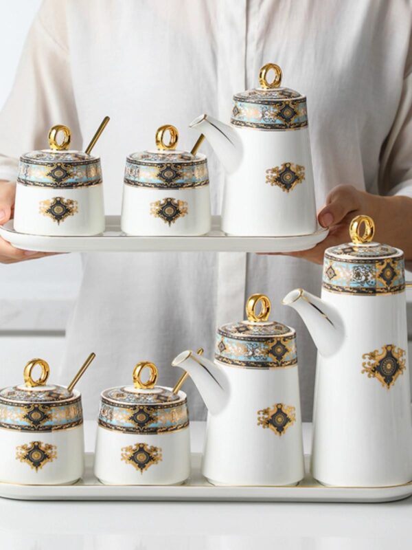 유럽식 조미료통 홈키친 고급 조미료 소금병 가볍고 고급스러운 고급 세라믹 오일포트 간장병 식초병