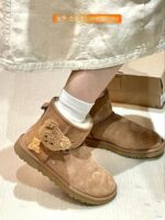 커스텀 스니커즈 UGG CLASSIC MINI 양가죽 플러시 베어 여성 캐주얼 다용도 숏 스노우 부츠 - 이미지 4
