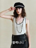 블랙니니/파인 쉬머 V넥 니트 가디건 재킷 탑 블랙 앤 화이트 캐미솔 스몰 샤넬 스타일 슈트 미우 시리즈 - 이미지 4