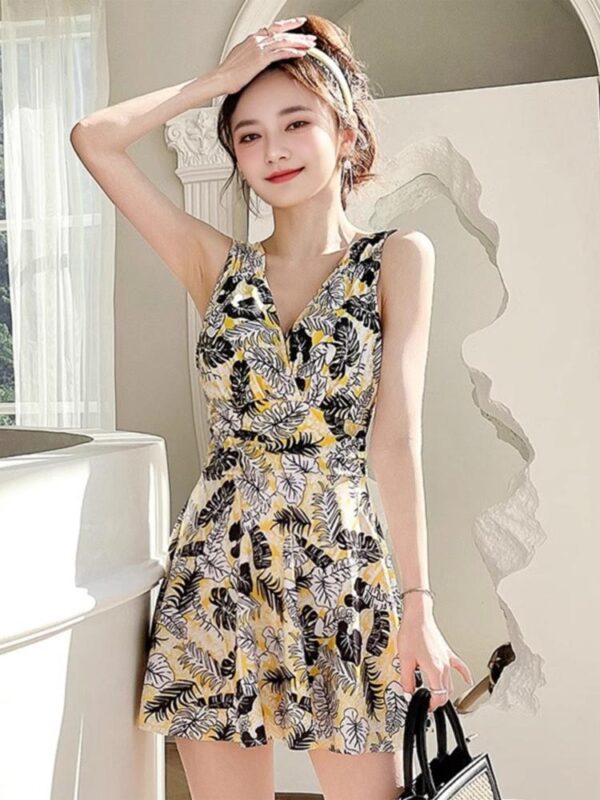 2025년 신상품 여성용 원피스 수영복 보수적 배 가리기, 슬리밍, 작은 가슴 밀어내기 스틸 서포트 여성 수영복 온천