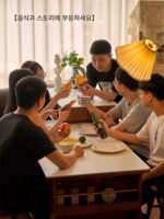 아일랜드 테이블 접이식 통합 앤틱 스타일 소형 아파트 T자형 다기능 솔리드 우드 회전 바 - 이미지 4