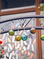 6팩 정원 장식 볼 안뜰 원형 볼 펜던트 레인보우 볼 크리스마스 분위기 레이아웃 크리스마스 트리 장식 - 이미지 4