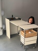 중고 솔리드 우드 접이식 테이블 다기능 직사각형 보이지 않는 침대 옆 탁자 이동식 카트 서재 사무실 책상 - 이미지 5