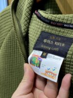 도시적인 고급 아웃도어! 따뜻한 체크무늬 플리스 소재! 겨울 신상 남성용 대각선 지퍼 플러스 플리스 따뜻한 카디건 재킷 트렌디 - 이미지 4