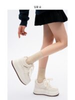 선셋포레스트 7cm 두께 밑창 여성 캐주얼 2025 봄 신상 소형 키높이화 올매치 화이트화 스포츠화