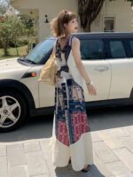 MZ 오리지널/레트로 프린트 기질 V넥 슬리브리스 조끼 점프수트 여성 여름 시원한 아일랜드 스타일 점프수트 와이드 레그 팬츠 - 이미지 5