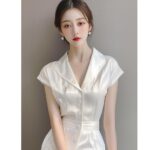 2025년 여름 유럽 고급 화이트 새틴 점프수트, 몸에 꼭 맞는 작은 체형의 원피스 하이웨이스트 점프수트