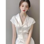 2025년 여름 유럽 고급 화이트 새틴 점프수트, 몸에 꼭 맞는 작은 체형의 원피스 하이웨이스트 점프수트 - 이미지 2