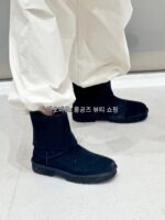 UGG 가을 신상품 여성 캐주얼 스퀘어 헤드 리브 니트 숏 튜브 첼시 부츠 편안하고 따뜻함 1171573 - 이미지 4