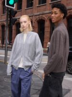 VLABMADE 레트로 올드머니 스타일 다크 스트라이프 자카드 * 더블 지퍼 폴로 스웨터 울 블렌드 스웨터 - 이미지 3