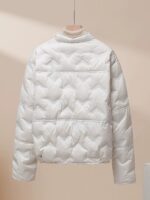 2025년 가을/겨울 신상품 유럽 스타일 가볍고 세련된 여성용 다운 재킷, 짧고 루즈핏, 슬리밍, 화이트 덕다운 따뜻한 코트 - 이미지 4