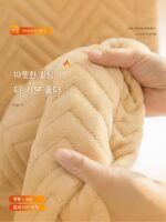 겨울용 방풍 커튼은 바람을 차단하고, 추위를 막고, 방음하는 두꺼운 면으로 두껍게 만들어졌습니다. 침실에 적합하며 빛을 차단하고 따뜻하게 유지합니다. - 이미지 3