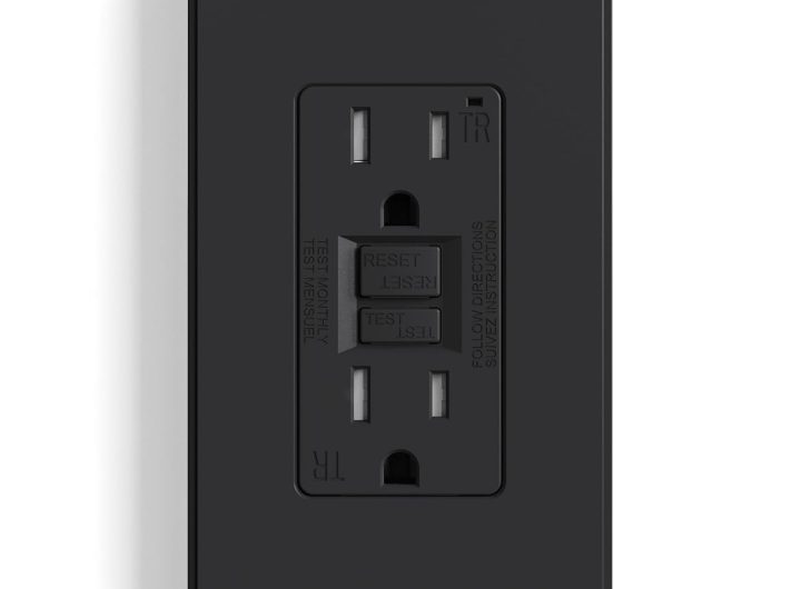 ELEGRP GFCI Outlet 15 Amp, Self-Test GFI Electrical Outlet with Thinner Design, TR Tamper Resistant GFCI Receptacle, Ground Fault Circuit Interrupters with Wall Plate, UL Listed, Matte Black, 1 Pack