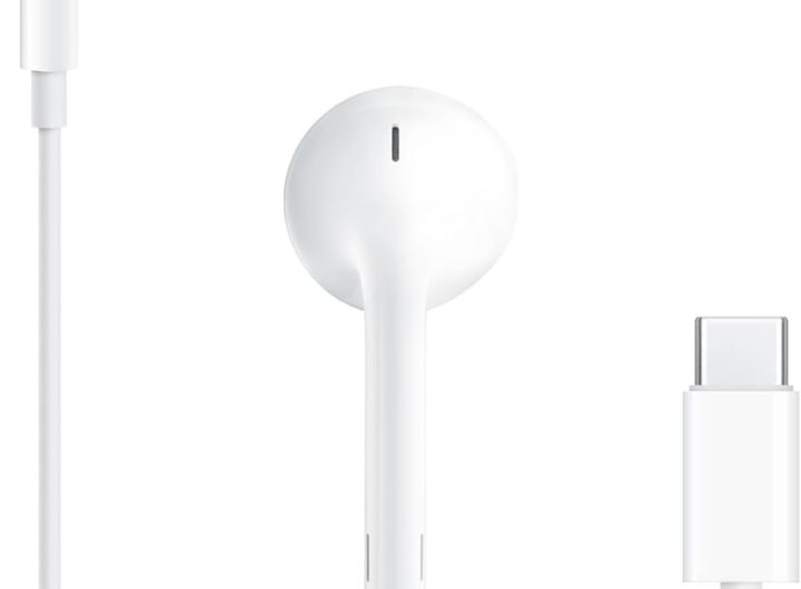 Apple EarPods Headphones with USB-C Plug, Wired Ear Buds with Built-in Remote to Control Music, Phone Calls, and Volume
